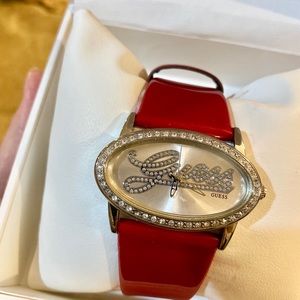 ♥️ GUESS Red Patent Leather Watch ♥️